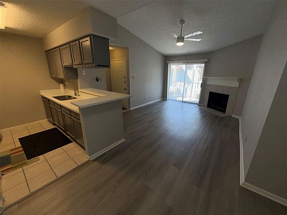 5th image of 2120 El Paseo St APT 2312