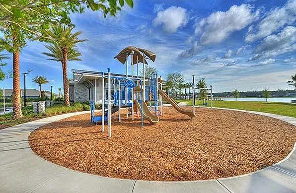 665 Mosaic Blvd — Photo 30