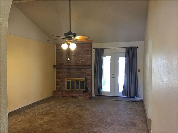 5th image of 4850 Oaklawn Dr