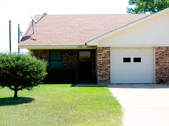 3rd image of 111 Willow Ln #B