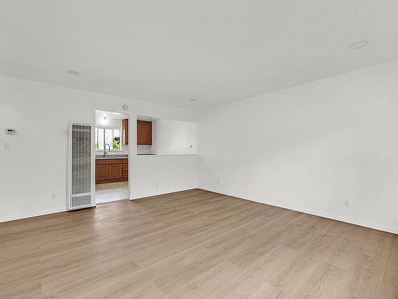 3rd image of 1364 C St #3