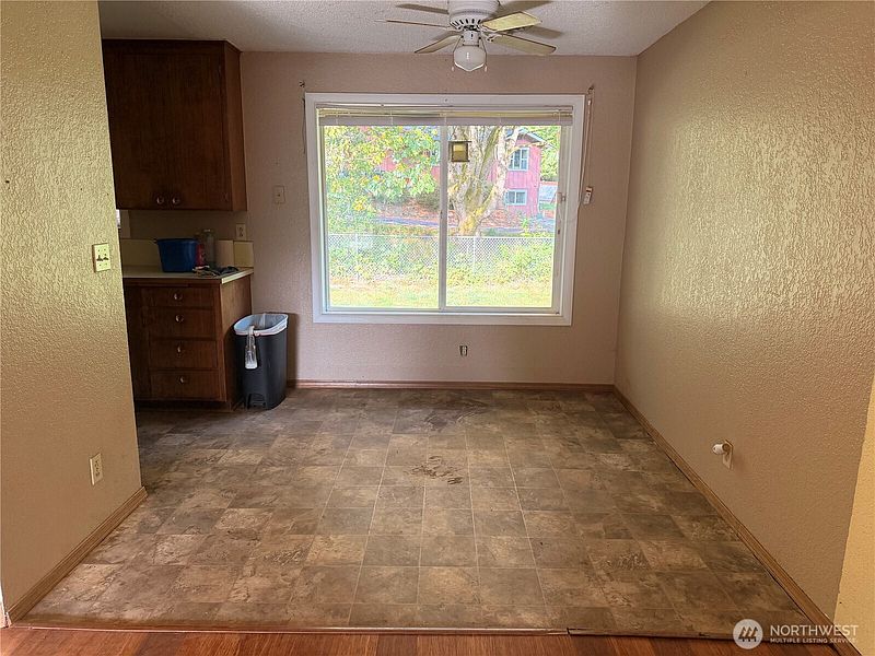 5th image of 898 Main Avenue