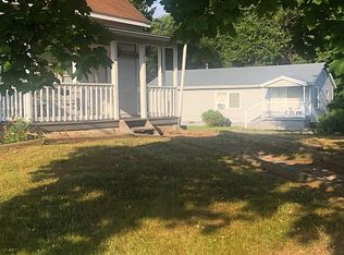 2 Four East Dorsey Ln, Poughkeepsie, NY 12601
