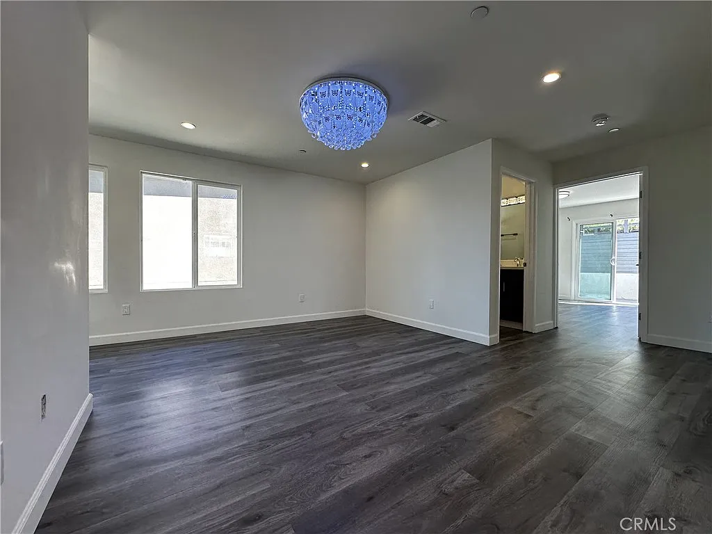 Building Photo - 4410 Bowman Blvd #B