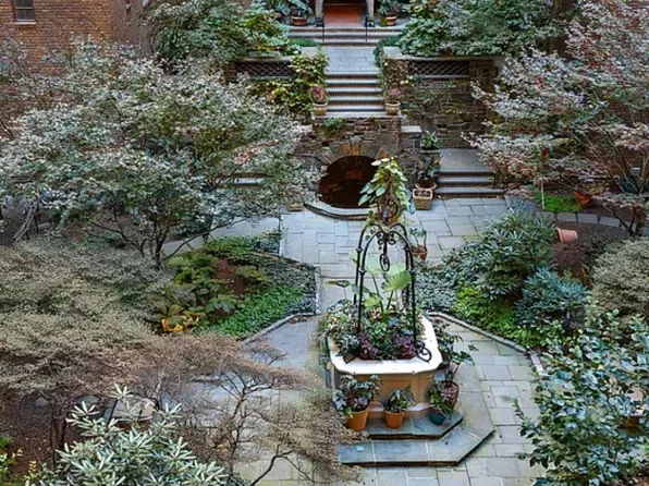 115 East 67th Street 7B image 14 of 14