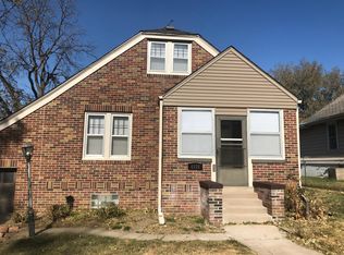 4936 Woolworth Ave, Omaha, NE 68106