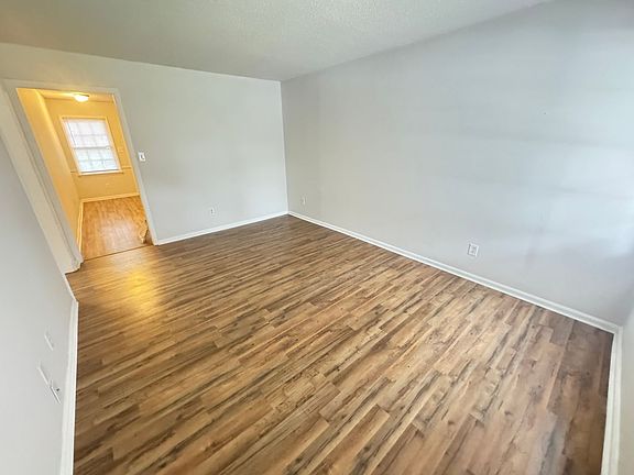 2nd image of 400 Stockton St #404