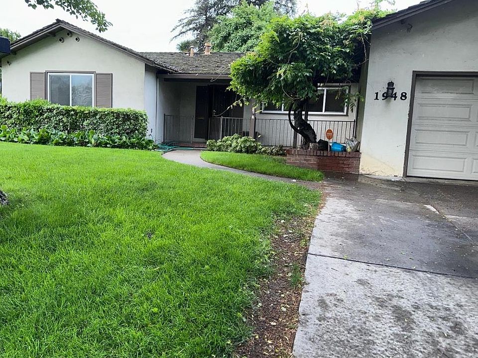 1st image of 1948 W Benjamin Holt Dr