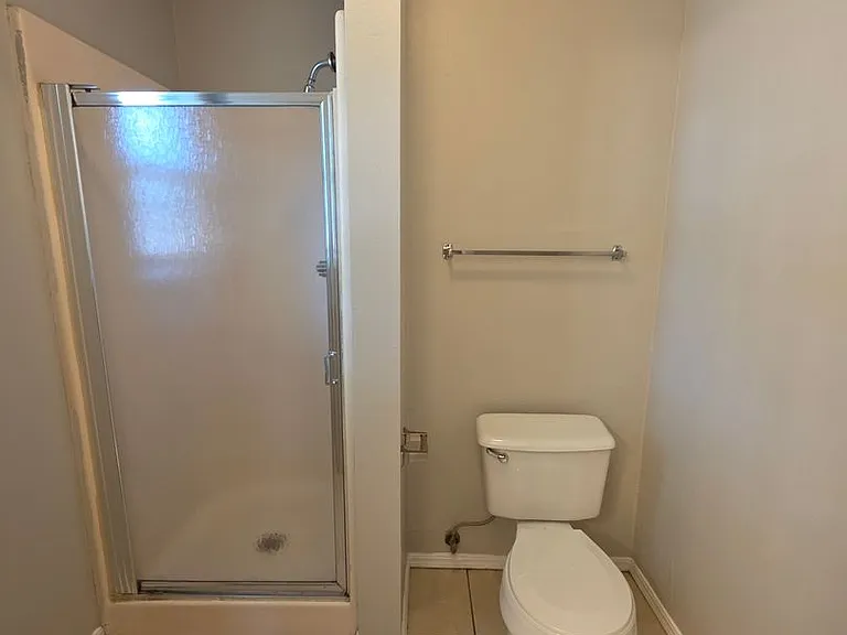 1336 S Sidney Ave — Photo 10