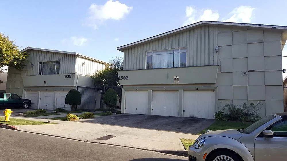 1838 W El Segundo Blvd — Photo 1