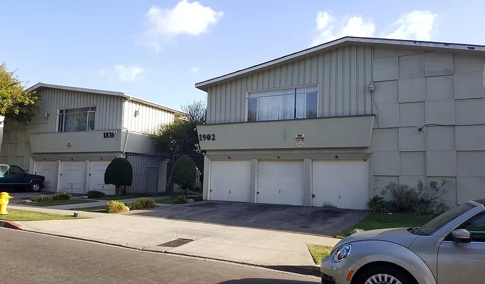 1838 W El Segundo Blvd #7