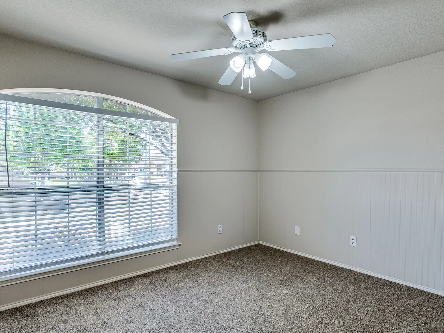 3 bed, 1610 sqft, $1,795 — Photo 4