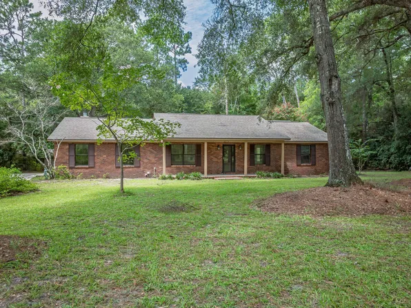 4074 Riverwood Rd, Tallahassee, FL 32303