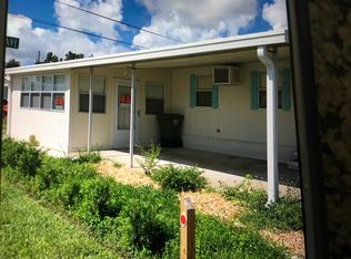 16 Poinciana Cir, Bradenton, FL 34208