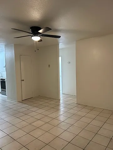 12633 Lindo Lane - C — Photo 2