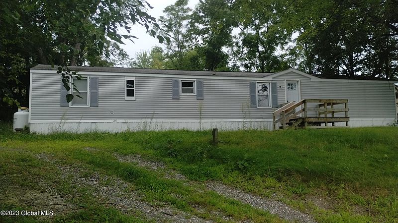 4th image of 5 Schuyler Heights Drive
