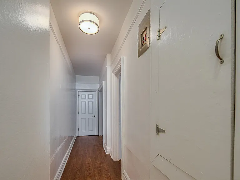 101 73rd St #25 — Photo 9