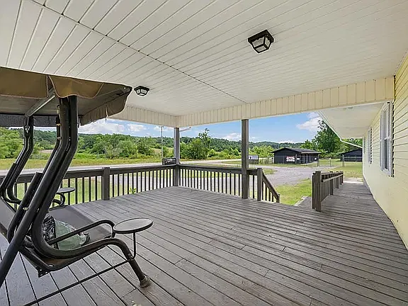 3 bed, 1600 sqft, $1,200 — Photo 4