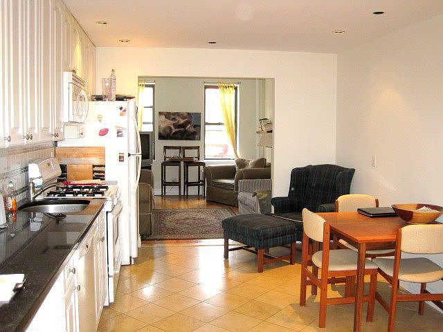 1st image of 240 E 33rd St #2D
