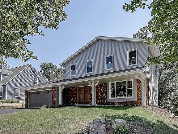 5th image of 2755 Minot Ln