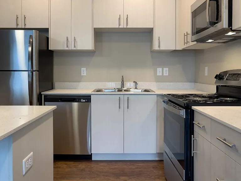 Deer Haven Apartments — Photo 24