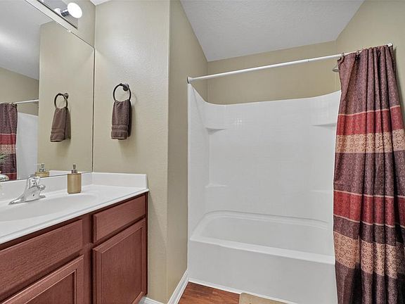 4th image of 7119 Millford Hill Ct
