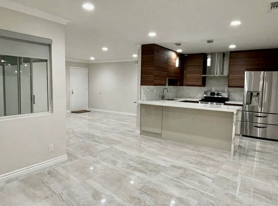 3 bed, 1156 sqft, $4,000 — Photo 1