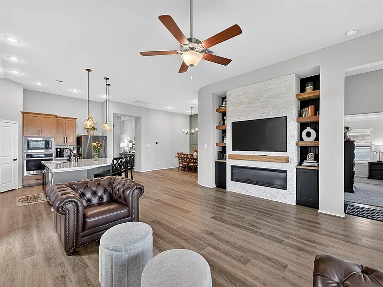 4731 Cedar Butte Ln — Photo 18