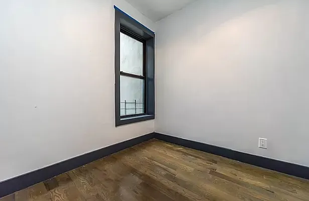 Rented by EXR | media 19