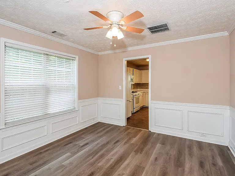 1675 Berrywood Way — Photo 8
