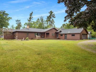 9421 Fairview Ave, Williamsburg, MI, 49690