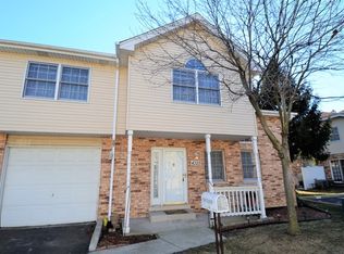 4325 W Emerald Way St, Alsip, IL 60803