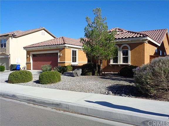 2nd image of 15863 Yosemite St