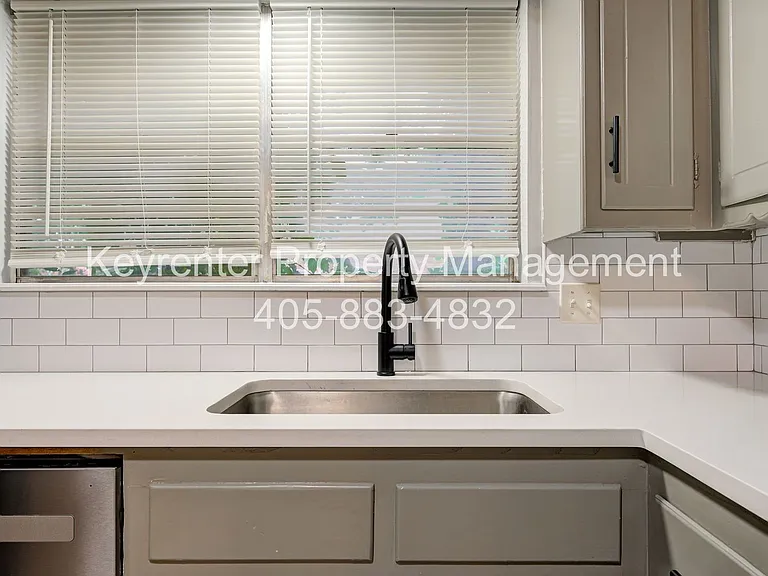 1309 Crown Point Ave #4 — Photo 11