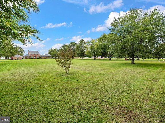 5th image of 40139 Combs Creek Way