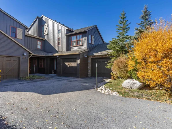 1153 Red Peak Dr APT 1153, Mammoth Lakes, CA 93546