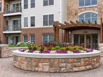 3110 Chestnut St N #414, Chaska, MN, 55318
