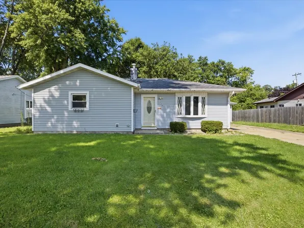 1329 Chippewa Dr, Ottawa, IL 61350