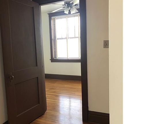 4th image of 4309 Lafayette Ave #1