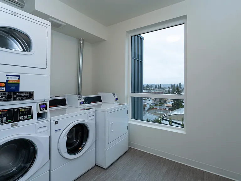 1020 N Broadway — Photo 11