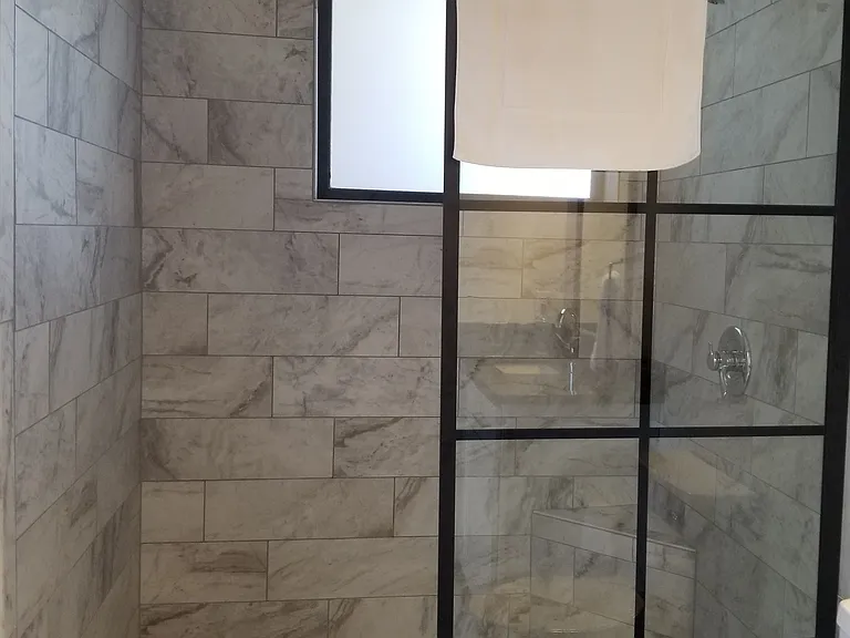 2 bed, 2.0 bath, 1600 sqft, $2,500 — Photo 47