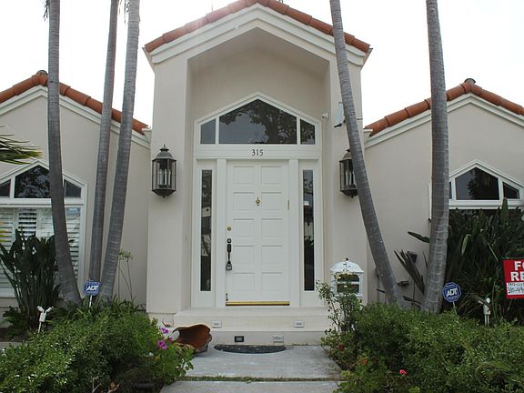 3rd image of 315 S La Peer Dr