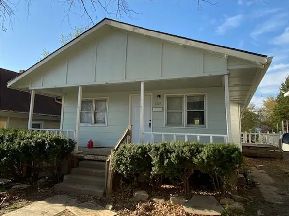2207 Vories St, Saint Joseph, MO 64507