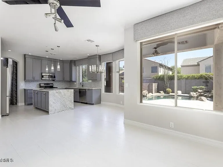 7647 E Los Gatos Dr — Photo 34