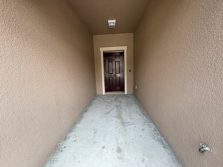8519 Reedville St — Photo 3