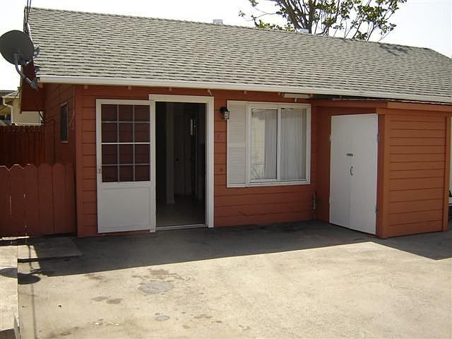 1st image of 449 Lincoln Ave