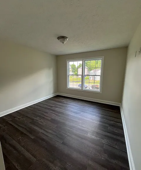 340 Gatewood St — Photo 10