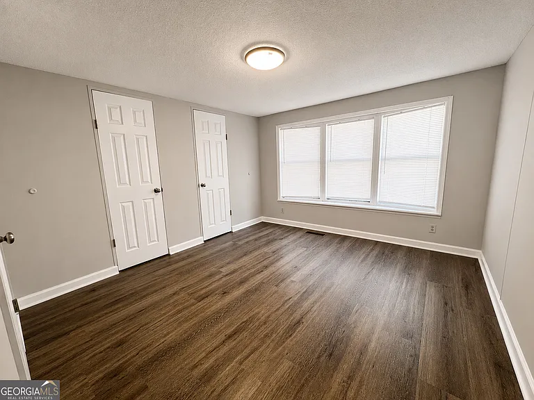 380 Browns Rd — Photo 13