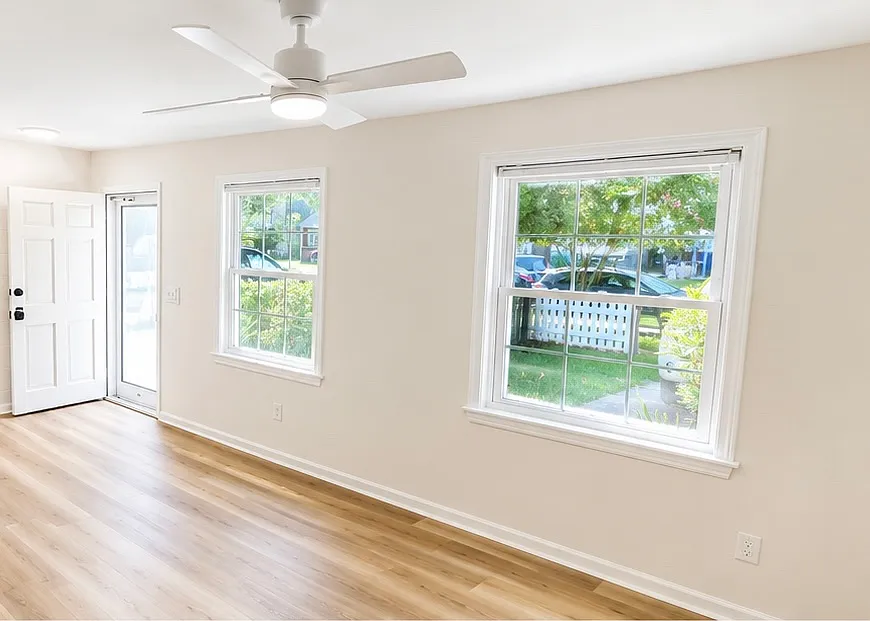 4 bed, 1.5 bath, 1375 sqft, $3,750 — Photo 3