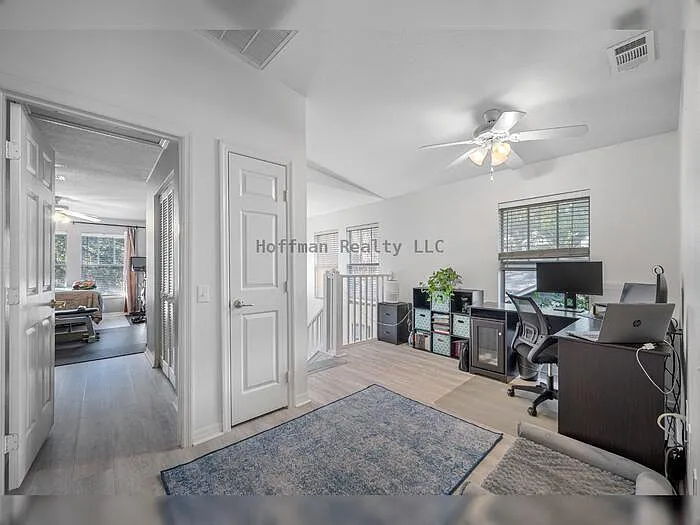 400 S Willow Ave #A — Photo 16